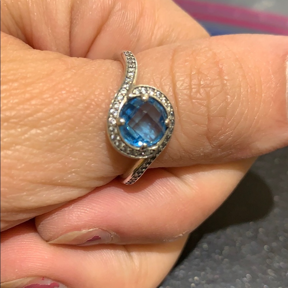Pandora ring